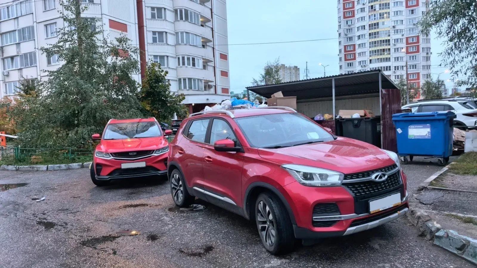 Водителям Люберец напомнили об ответственности за блокировку подъезда к контейнерным площадкам