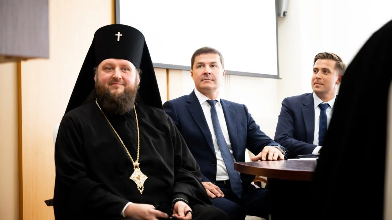 Новый герб и флаг Люберец  утвердили депутаты округа