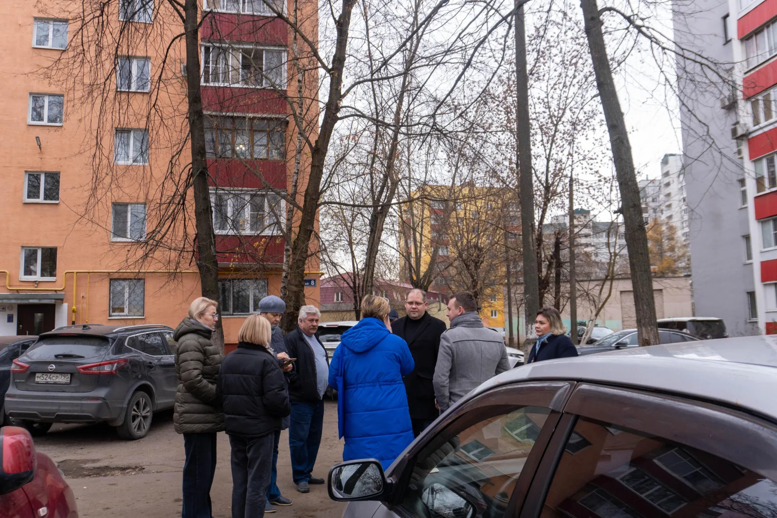 Люберецкие партийцы провели встречу с жителями на Московской улице