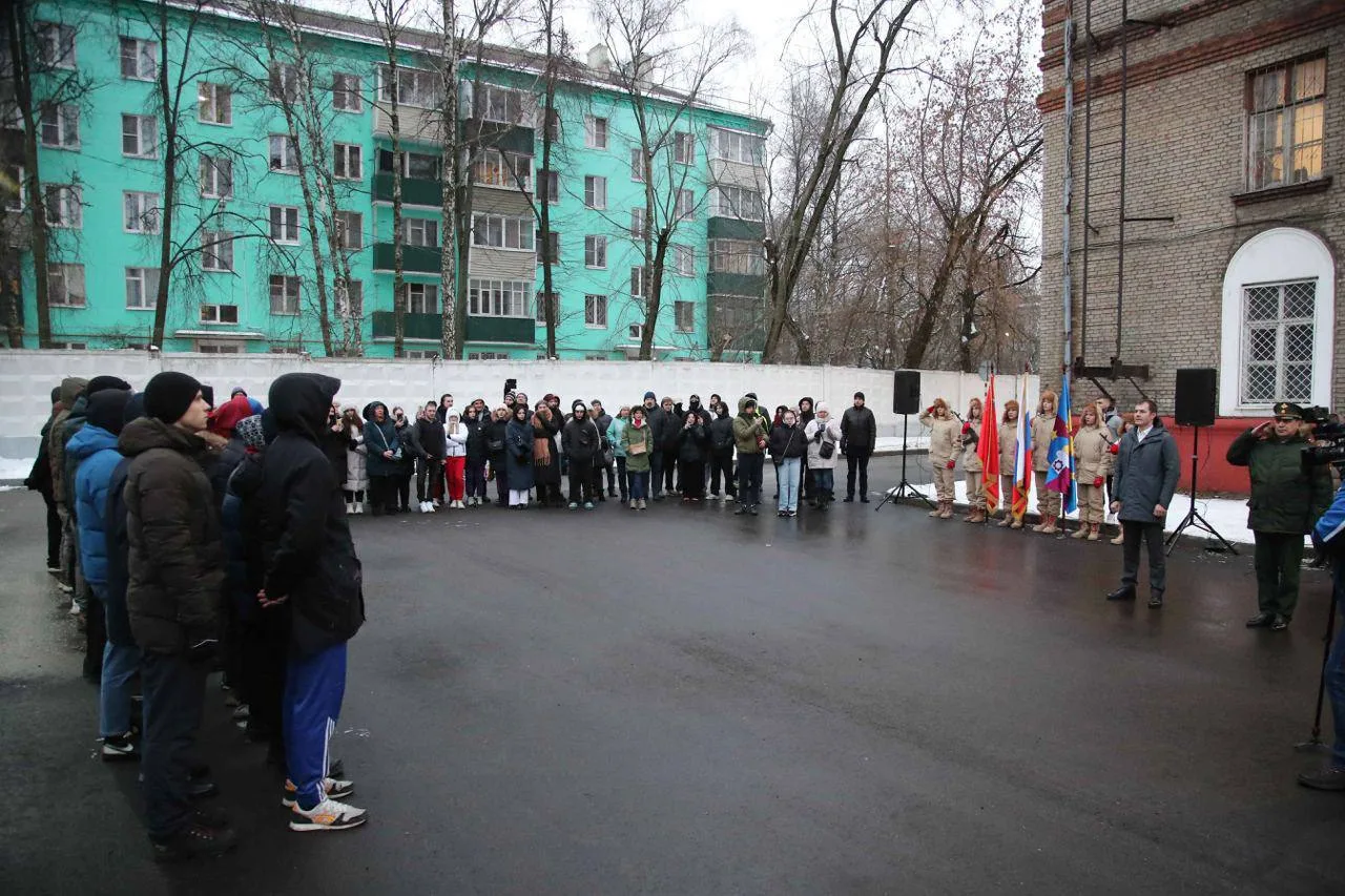 Владимир Волков напутствовал призывников перед отправкой на службу в армию