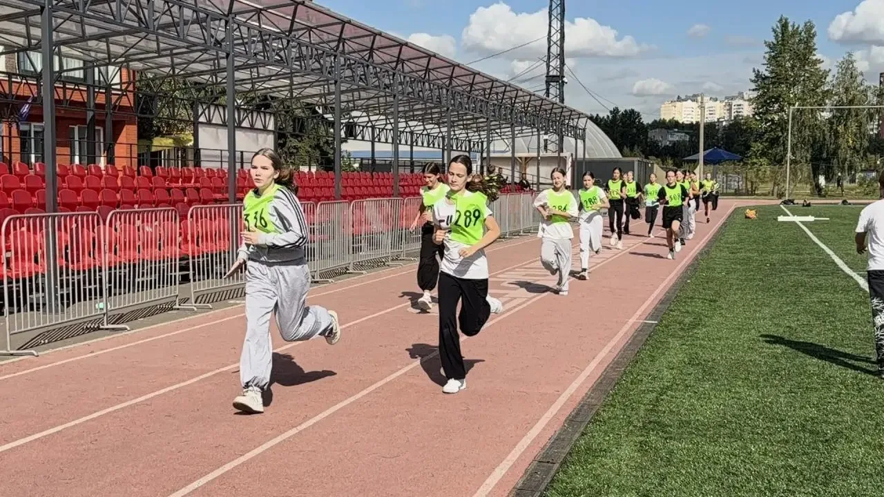 Более ста школьников сдали нормативы ГТО в Дзержинском