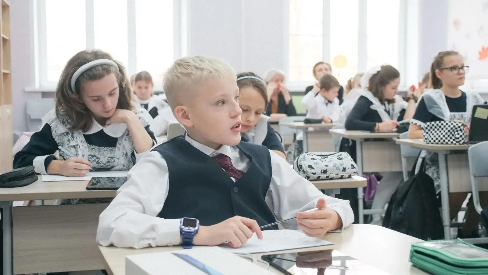 Учащиеся люберецкого лицея №4 изучают цифровую грамотность на киберуроках