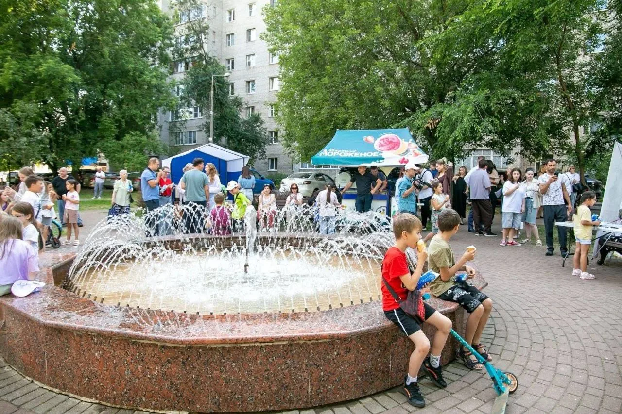В Томилино и Октябрьском отметили Международный день соседей