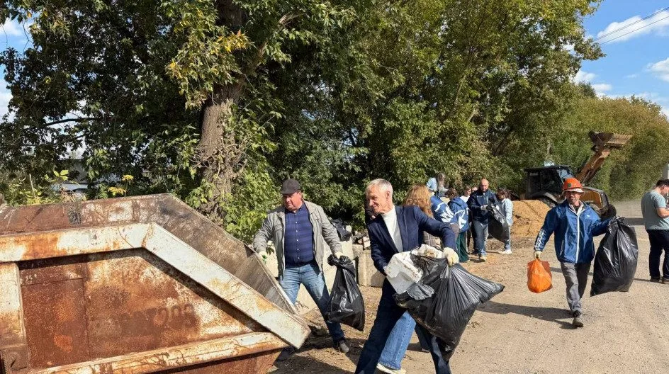 «Единая Россия» помогла привести в порядок территорию со стихийной свалкой в Томилино