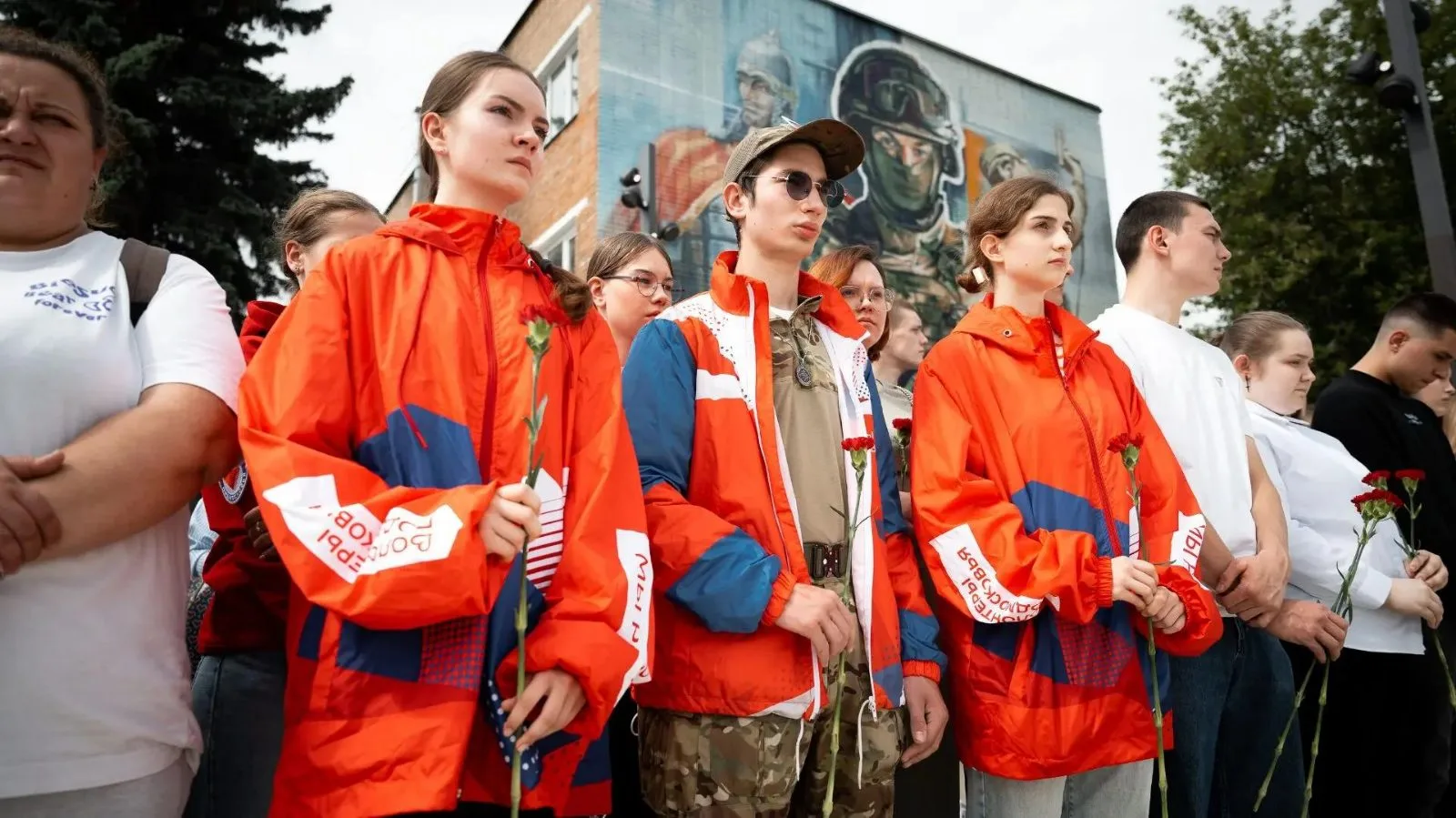 В Люберцах память погибших в годы Великой Отечественной войны почтили минутой молчания