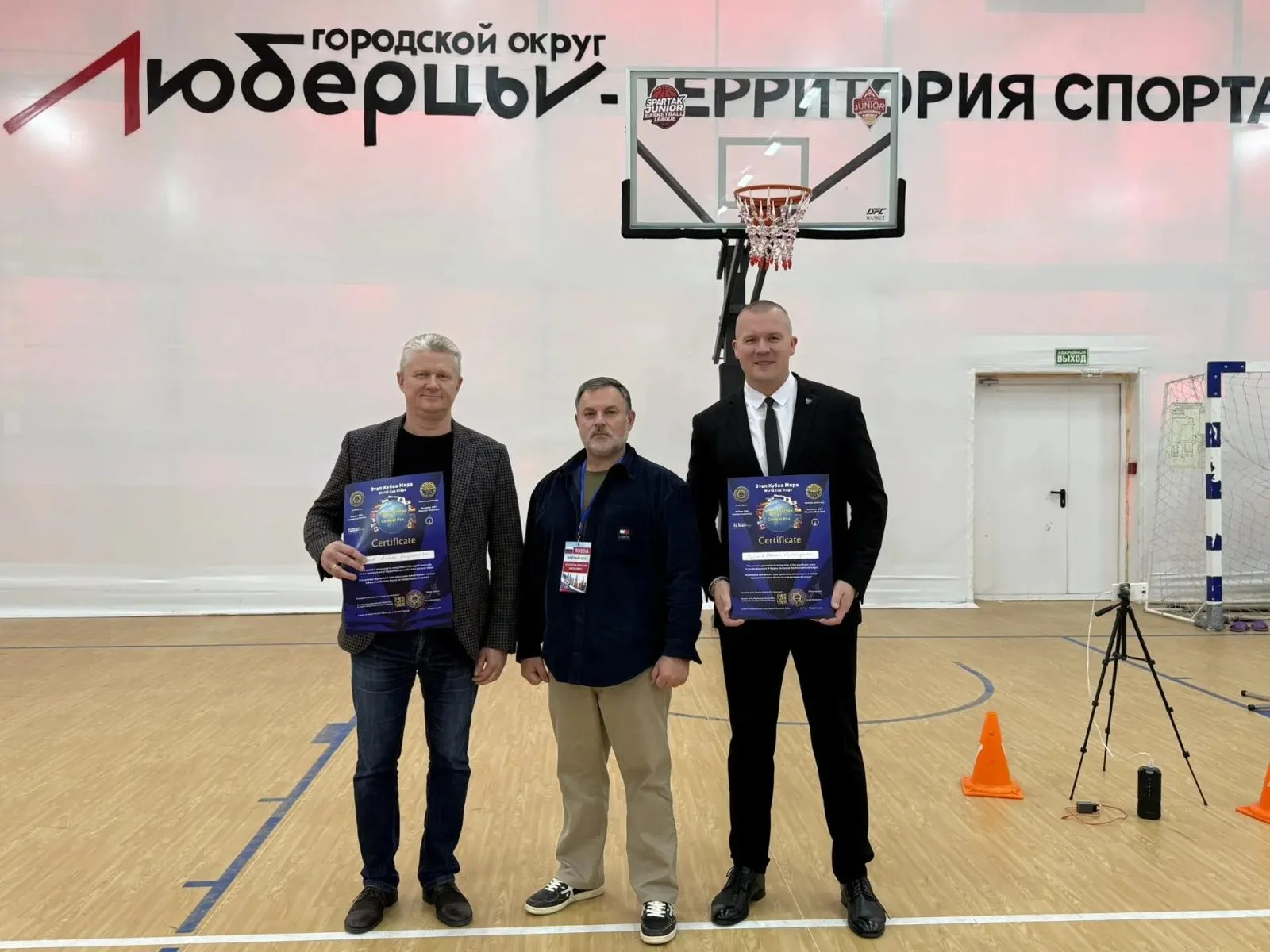 Кубок мира по ниппон-кемпо и профбою прошел в Люберцах