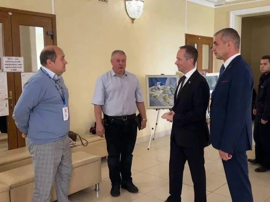 Роман Терюшков посетил избирательный участок в Люберцах