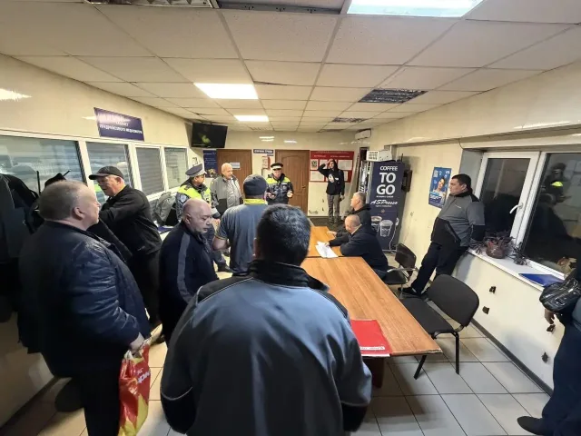 Встреча сотрудников ДПС и водителей маршрутных автобусов состоялась в Люберцах
