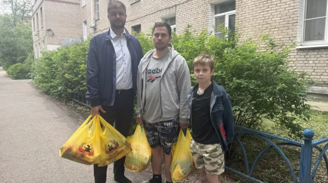 Депутат Люберец продолжает пятилетнюю программу поддержки подшефных семей