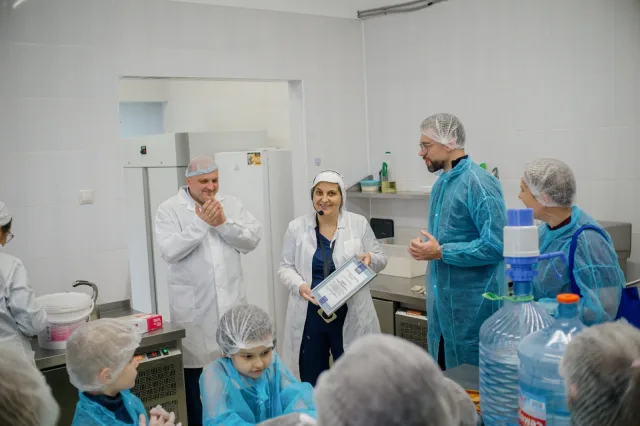 Профориентационную экскурсию организовали партийцы для школьников Люберец