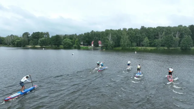 Соревнования в дисциплине «доска с веслом» впервые прошли в Люберцах