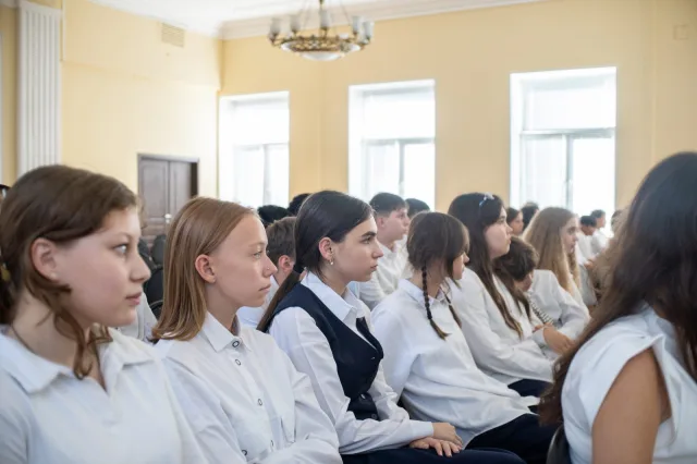 Лекцию об окончании Второй мировой войны провели для школьников Люберец