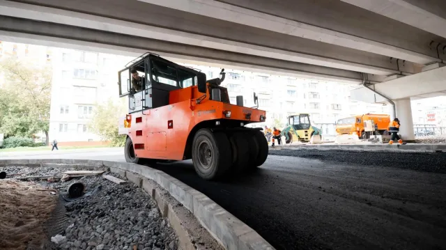 Восстановление дорожного полотна завершается на «Кресте» со стороны «Ростикса» в Люберцах