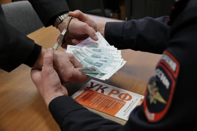 Жителей Люберец призывают сообщать о фактах коррупции со стороны сотрудников полиции
