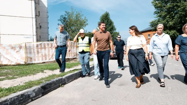 Замену 5,5 км теплосетей в Дзержинском завершат до конца августа