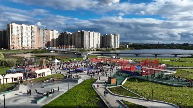 Несколько тысяч человек приняли участие в праздновании Дня города Люберцы в парке Дружба