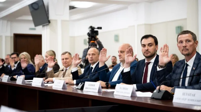Новый герб и флаг Люберец  утвердили депутаты округа