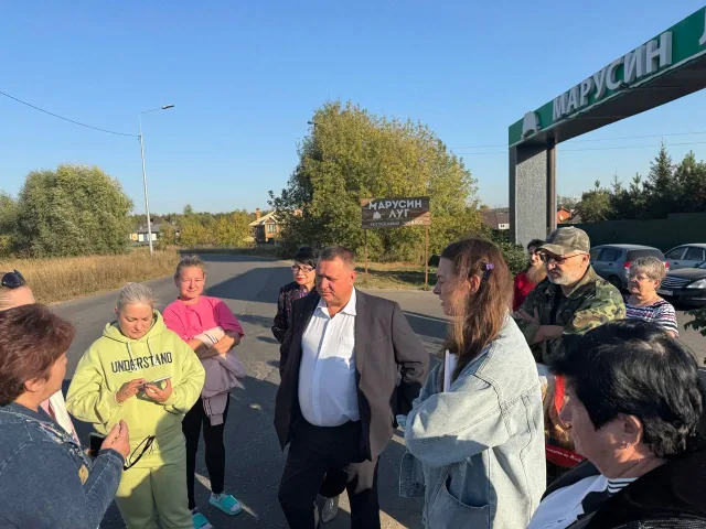В поселке Люберец от коттеджного поселка до шоссе в 2025 году построят тротуар