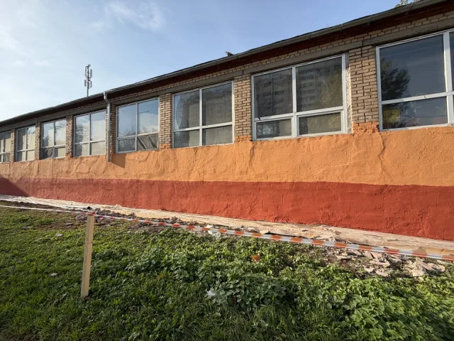 Стену бассейна «Нева» обновили в городе Дзержинском городского округа Люберцы