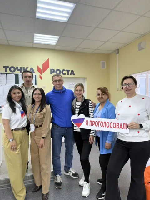 Жители Люберец приходят голосовать целыми семьями