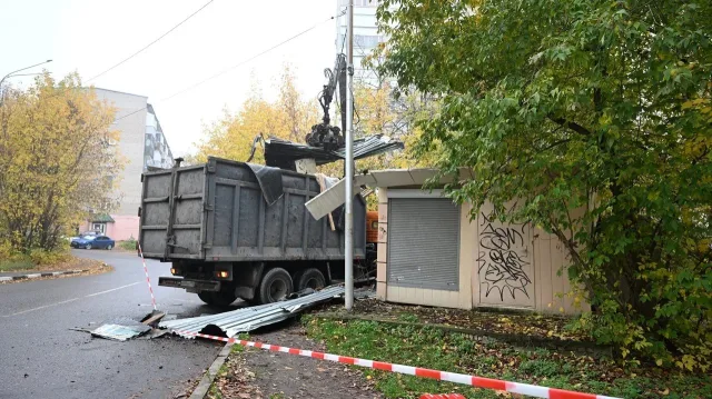 130 нестационарных торговых объектов демонтировали в Люберцах с начала года