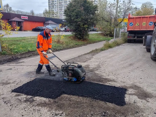 В 2024 году в Люберцах заделали более 11,5 тысячи ям на дорогах