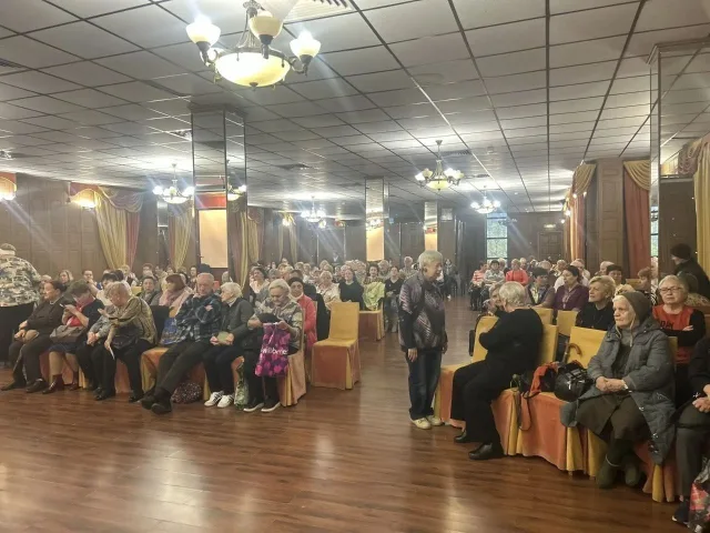 Концерт для старшего поколения провела «Единая Россия» в Люберцах