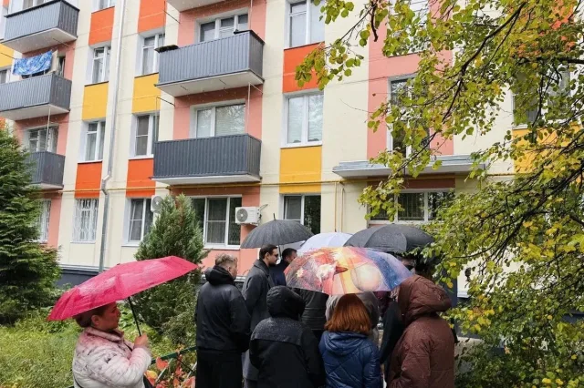 Представители «Единой России» проверили ход капремонта МКД в Люберцах