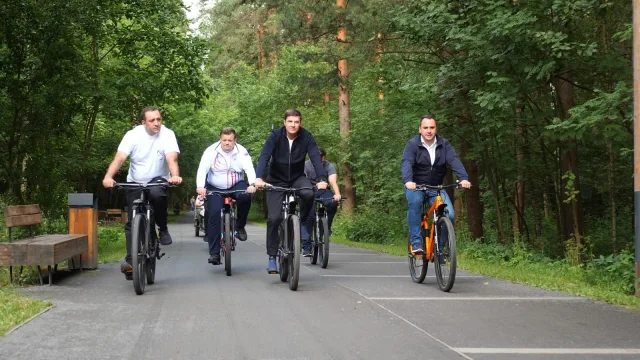 Вторую очередь благоустройства лесопарка «Лесная опушка» завершат в 2026 году