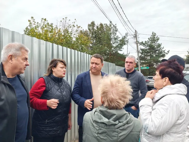Укладку асфальтобетонного покрытия завершили на Пехорском проезде в Малаховке