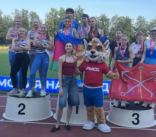 Серебряную медаль чемпионата России по легкоатлетическим эстафетам завоевала люберецкая спортсменка