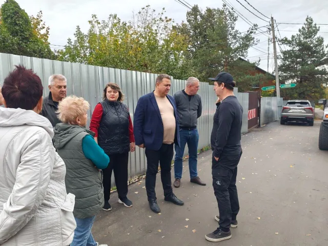 Укладку асфальтобетонного покрытия завершили на Пехорском проезде в Малаховке