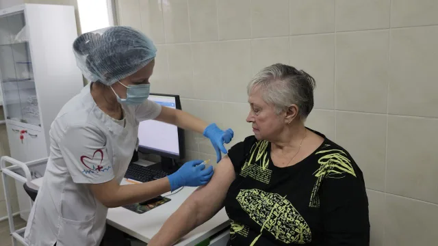 Более 25 тысяч жителей Люберец сделали прививку от гриппа