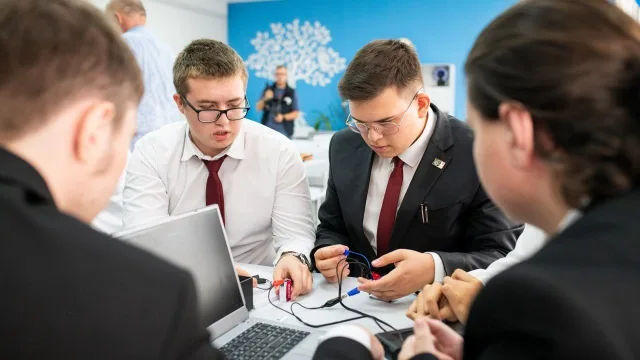 Более 1700 школьников Люберец будут посещать «Киберуроки» в новом учебном году