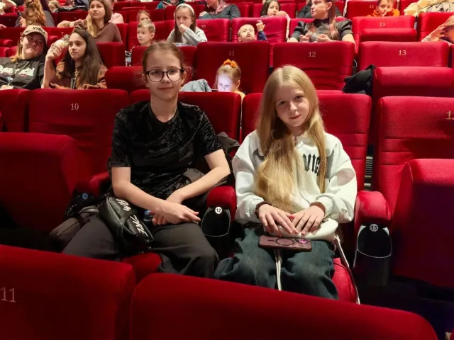 Семьи участников СВО Люберец посетили закрытую премьеру фильма «Царевна Несмеяна»
